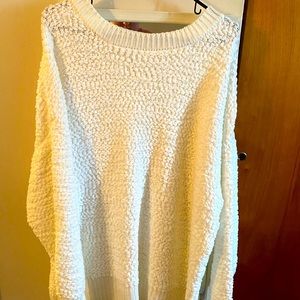 Lady’s tunic sweater
